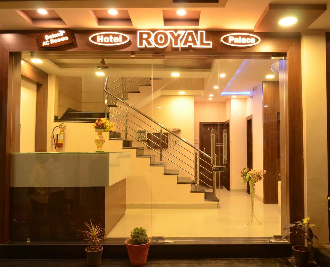 Hotel Royal Palace - 150 Meters From Mahakal Temple Удджайн Экстерьер фото